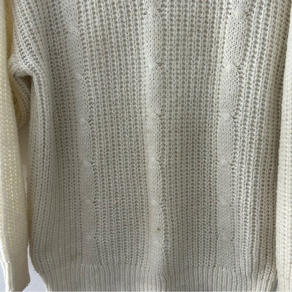 ❌SOLD ❌ Vintage Sweater - Picture 13 of 14